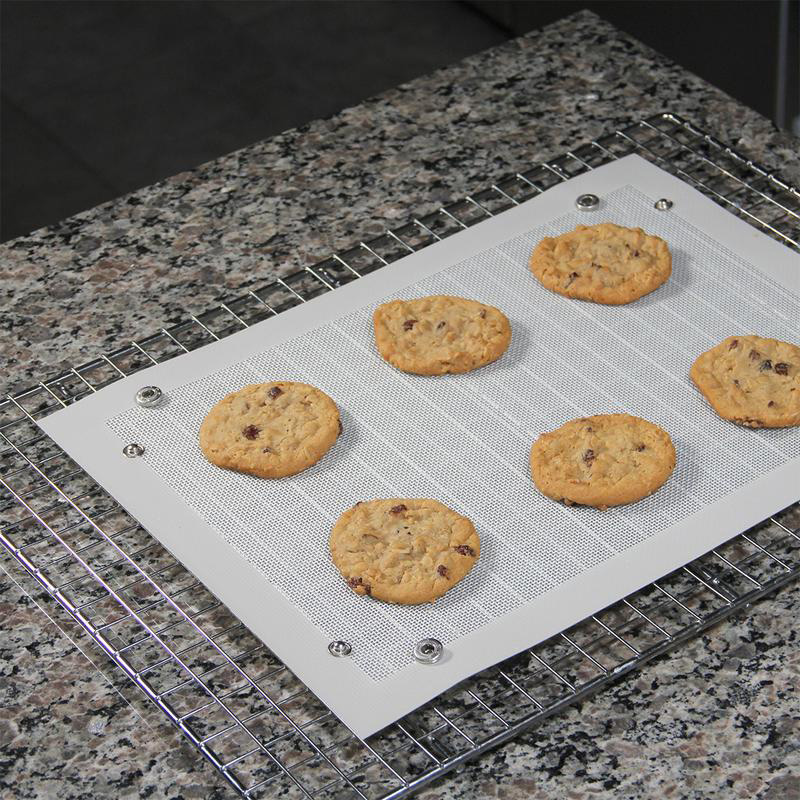 BAKING MAT