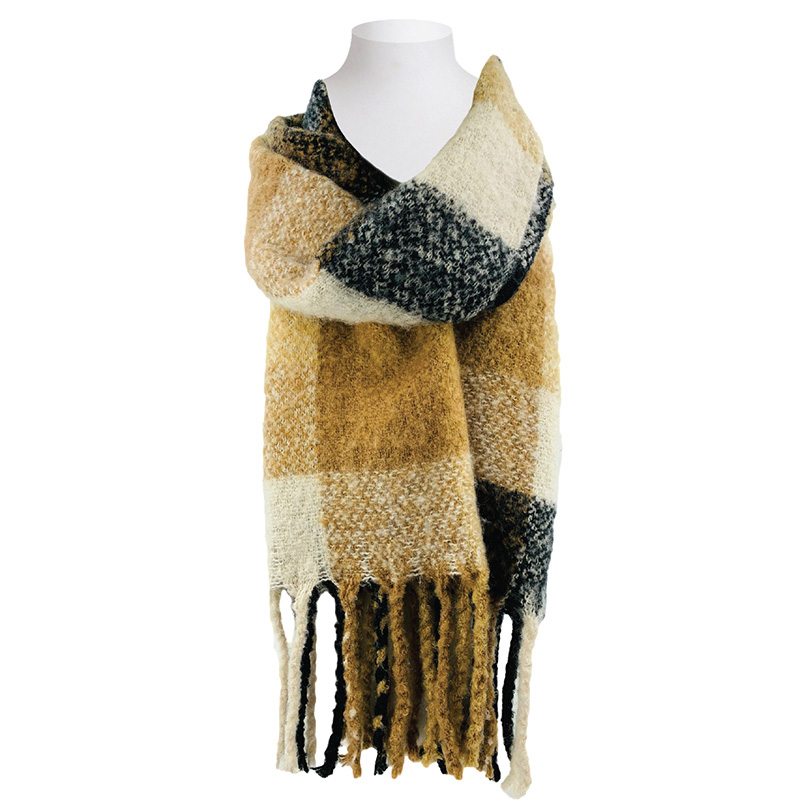 Image Fleece Scarf for Women, Plaid Patterns - Beige